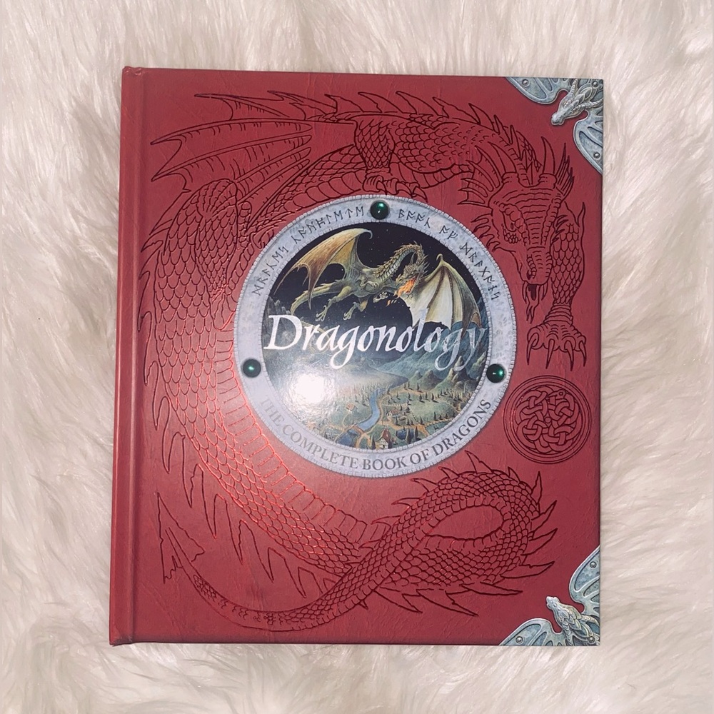 Dragonology🐉Book📕 ~Hard Cover